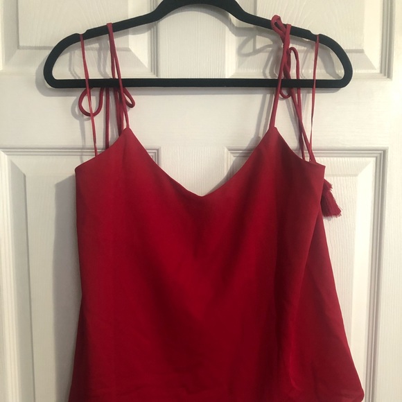 NWT Glamorous Cami Top with Tassel Tie Details - Picture 10 of 10